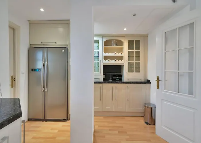 Banus Grand Luxury Apartamento