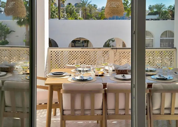 Banus Grand Luxury Apartment *