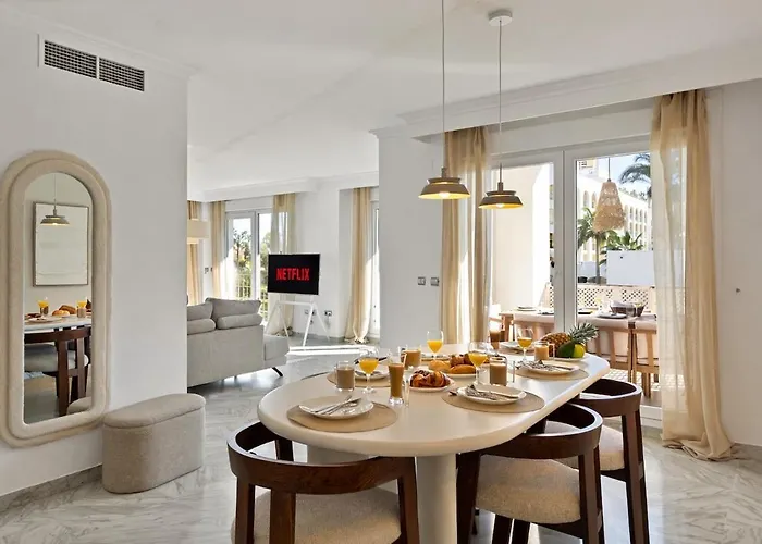 Banus Grand Luxury Apartmán *